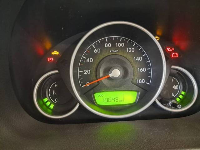https://images10.gaadi.com/usedgaadi-sellcar/UsedCar/e5a81eeba/610f2d37-2ed6-4d49-855b-a9a66e3c81c8.jpg?imwidth=6401