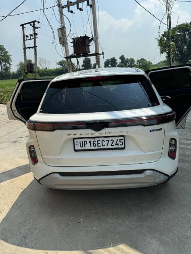 https://images10.gaadi.com/usedgaadi-sellcar/UsedCar/e5a82aa4a/5a4fbf07-ed76-460d-85e2-3c150c519c6b.jpeg?imwidth=6401