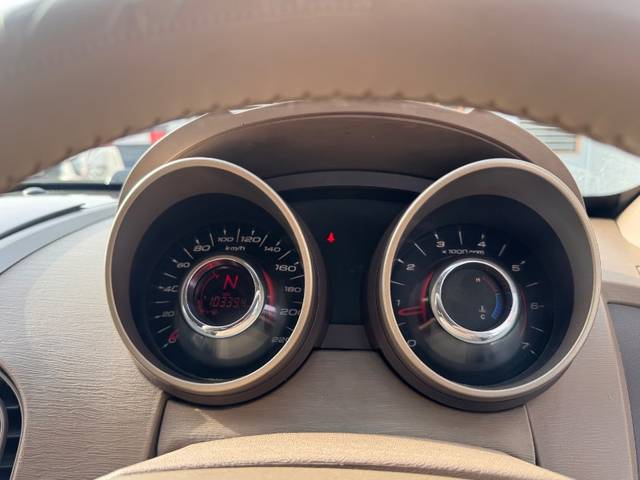 https://images10.gaadi.com/usedgaadi-sellcar/UsedCar/e5a85907a/b0914fa5-04b0-4094-9c9c-a0b284254ca2.jpeg?imwidth=6402