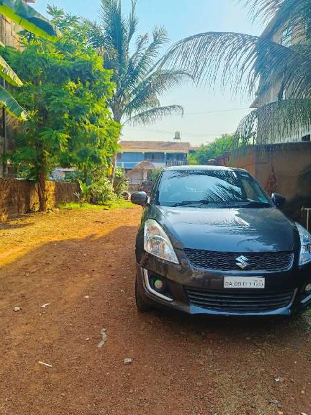 https://images10.gaadi.com/usedgaadi-sellcar/UsedCar/e5a89f29a/addc0470-c933-4a2c-939d-6cb284d5cf5f.jpg?imwidth=6402