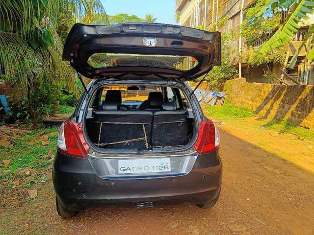 https://images10.gaadi.com/usedgaadi-sellcar/UsedCar/e5a89f29a/d7fc36b5-2cba-41d0-9ae5-86bd4005cb18.jpg?imwidth=6401