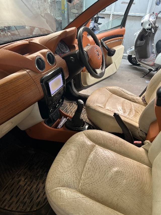 https://images10.gaadi.com/usedgaadi-sellcar/UsedCar/e5a8de73a/75776e06-6ba0-4587-95be-40b653df466c.jpeg?imwidth=6401