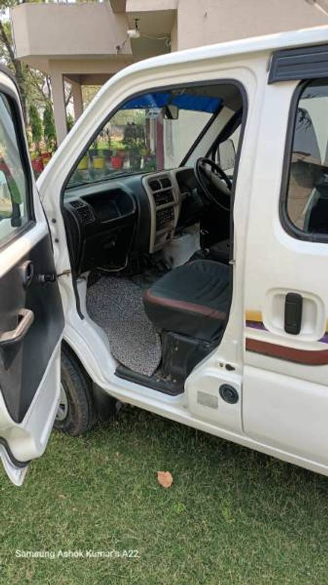 https://images10.gaadi.com/usedgaadi-sellcar/UsedCar/e5a91367a/3b05211b-da1e-43e9-a5ab-a1e77708c7c4.jpg?imwidth=6402