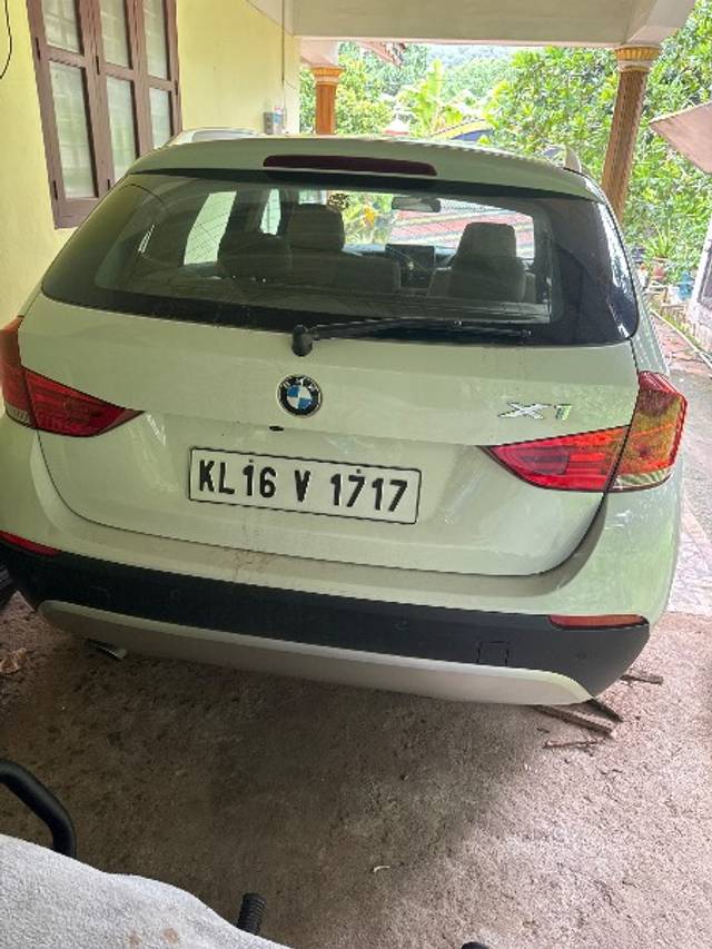 https://images10.gaadi.com/usedgaadi-sellcar/UsedCar/e5a96dfca/2fe08fb9-d442-46e5-b4c3-804c8f7a66a8.jpg?imwidth=6400