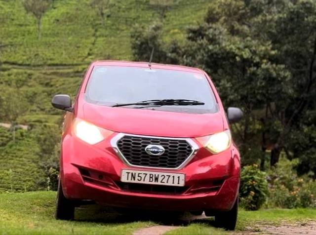 https://images10.gaadi.com/usedgaadi-sellcar/UsedCar/e5aa2449a/24e41a07-d5f3-4502-b64e-f5d50d4a170e.jpg?imwidth=6401