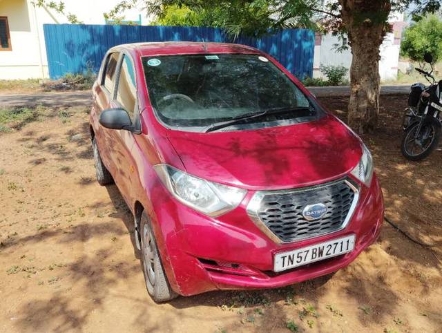 https://images10.gaadi.com/usedgaadi-sellcar/UsedCar/e5aa2449a/9980f0cf-8c19-4b3a-af7d-4d7203abece9.jpg?imwidth=6400