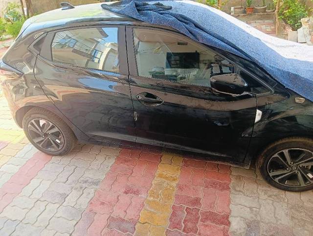 https://images10.gaadi.com/usedgaadi-sellcar/UsedCar/e5aa3c6fa/2a3b43ee-6a93-4705-871f-1ebff6d6290a.jpg?imwidth=6401