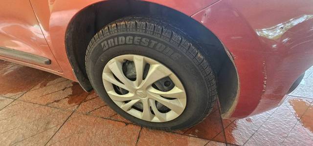 https://images10.gaadi.com/usedgaadi-sellcar/UsedCar/e5aa8f79a/816939f4-5d2e-4ca2-830b-79c943309183.jpg?imwidth=6401