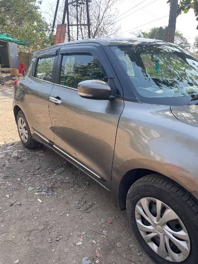 https://images10.gaadi.com/usedgaadi-sellcar/UsedCar/e5aa9ddba/13c94884-0a56-4586-883a-776c44974b84.jpeg?imwidth=6401