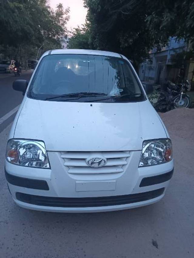 https://images10.gaadi.com/usedgaadi-sellcar/UsedCar/e5aac321a/683a12c4-d949-4bf3-9c2c-96d63622b47a.jpg?imwidth=6400