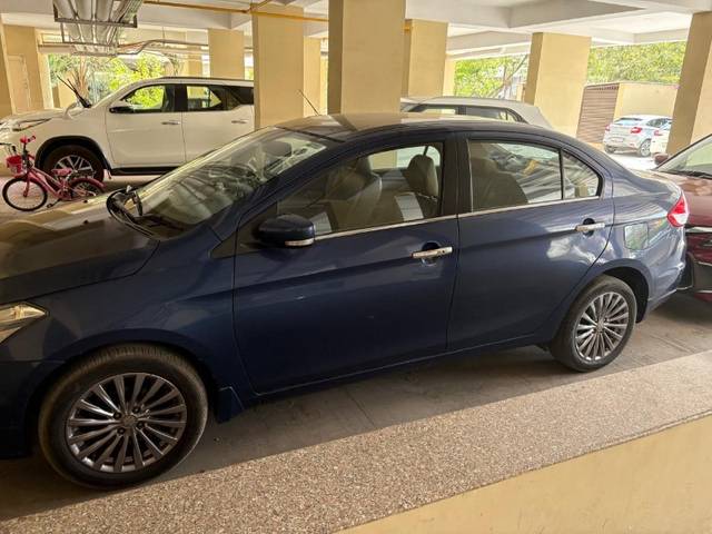 https://images10.gaadi.com/usedgaadi-sellcar/UsedCar/e5ab9cc4a/f37302f4-5c4c-4e4d-a34a-5378243b930e.jpeg?imwidth=6402