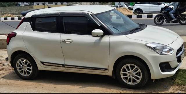 https://images10.gaadi.com/usedgaadi-sellcar/UsedCar/e5ac4a62a/24afd2af-a70d-48c9-9d58-fa69436e095a.jpg?imwidth=6401