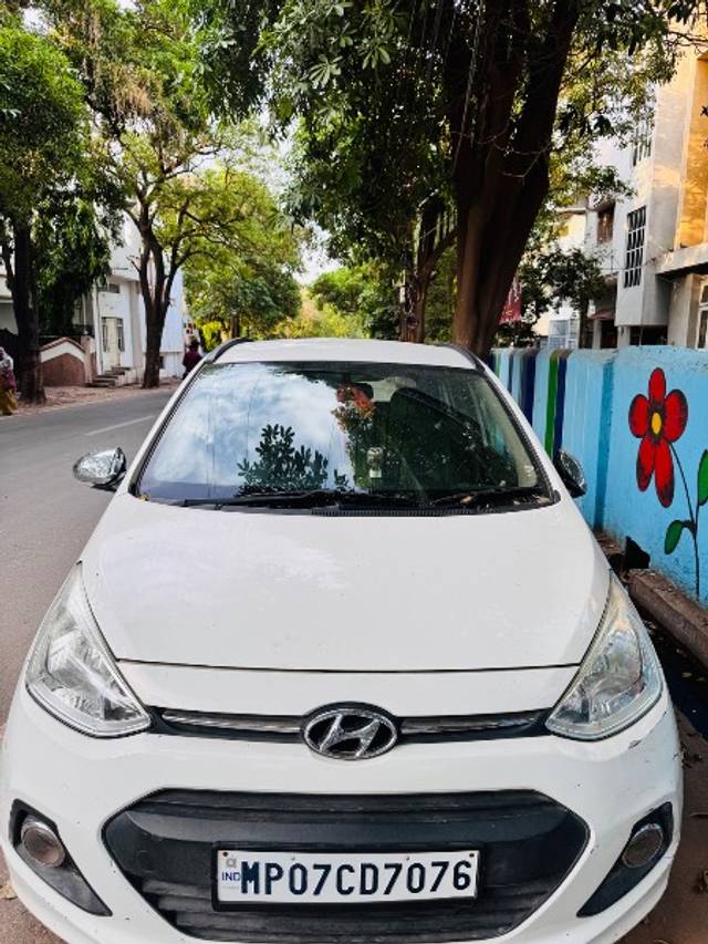 https://images10.gaadi.com/usedgaadi-sellcar/UsedCar/e5ac74a9a/8beb791e-7be6-4088-a25a-c804c230cdb4.jpeg?imwidth=6400