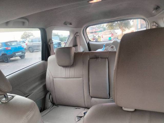 https://images10.gaadi.com/usedgaadi-sellcar/UsedCar/e5ac9bd9a/2f954070-ed1f-46cc-80d2-87def6276e42.jpg?imwidth=6402