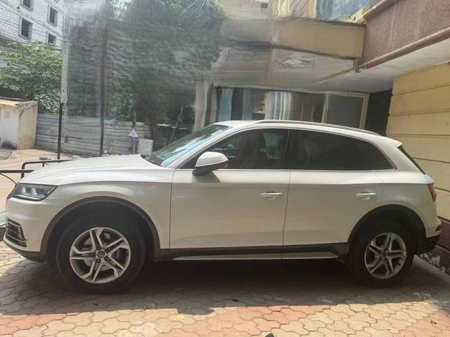 https://images10.gaadi.com/usedgaadi-sellcar/UsedCar/e5acaab3a/fc4f2524-465c-4e63-bd7c-0a1a1b6ec145.jpg?imwidth=6401