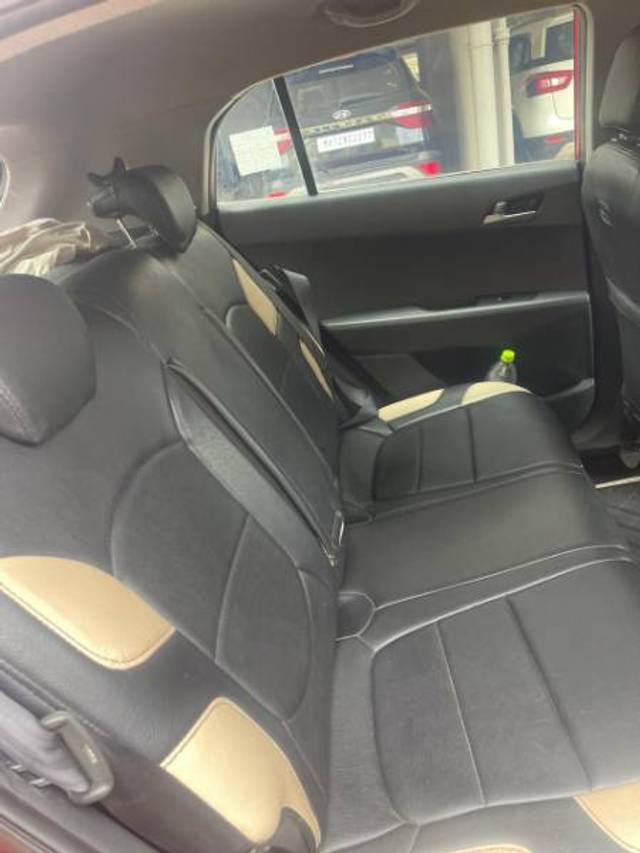 https://images10.gaadi.com/usedgaadi-sellcar/UsedCar/e5acbf25a/8d6f0f5a-9932-43b0-8c7a-6d54ce1797de.jpg?imwidth=6400