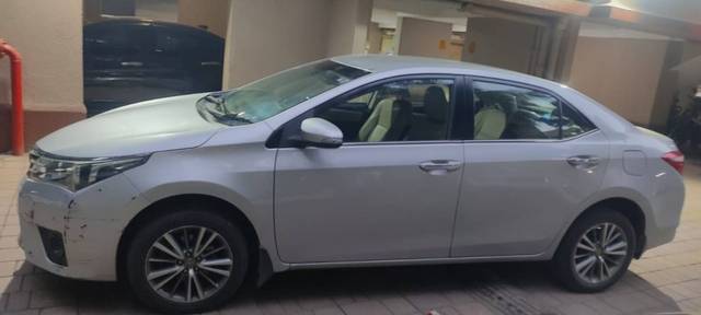 https://images10.gaadi.com/usedgaadi-sellcar/UsedCar/e5ad0864a/96b87f98-5348-4ffb-ac4a-96b24fd74252.jpeg?imwidth=6401