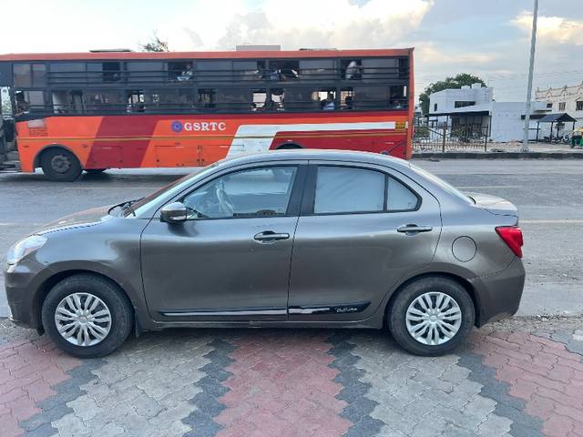 https://images10.gaadi.com/usedgaadi-sellcar/UsedCar/e5ad2831a/8df415b1-5f92-4ac6-9bc1-c3a4dac18be8.jpeg?imwidth=6401