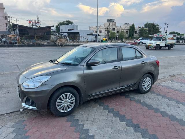 https://images10.gaadi.com/usedgaadi-sellcar/UsedCar/e5ad2831a/cdc13ae6-7706-4eae-9748-beec723d839f.jpeg?imwidth=6400