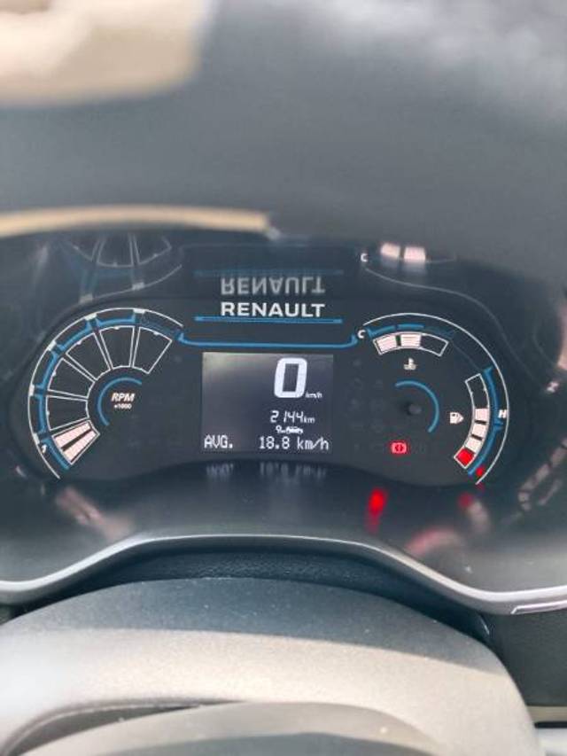 https://images10.gaadi.com/usedgaadi-sellcar/UsedCar/e5adf235a/ab877979-5735-471e-b91f-498ff25f97d3.jpg?imwidth=6402