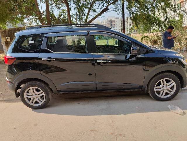 https://images10.gaadi.com/usedgaadi-sellcar/UsedCar/e5ae2cc0a/a89cc7d6-3a69-4804-bce5-e9639674cc95.jpg?imwidth=6401