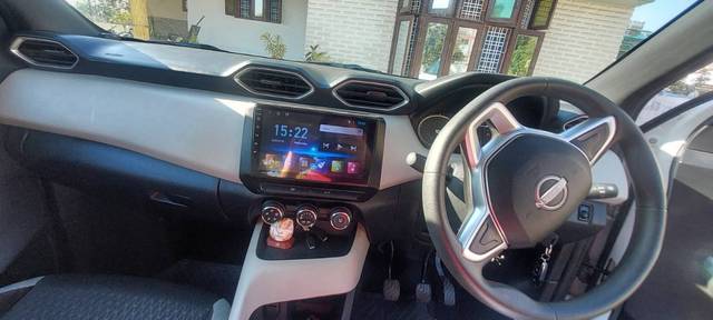 https://images10.gaadi.com/usedgaadi-sellcar/UsedCar/e5aef918a/a9c0da09-48ef-4d77-80f8-0d4a4f1064f5.jpg?imwidth=6402