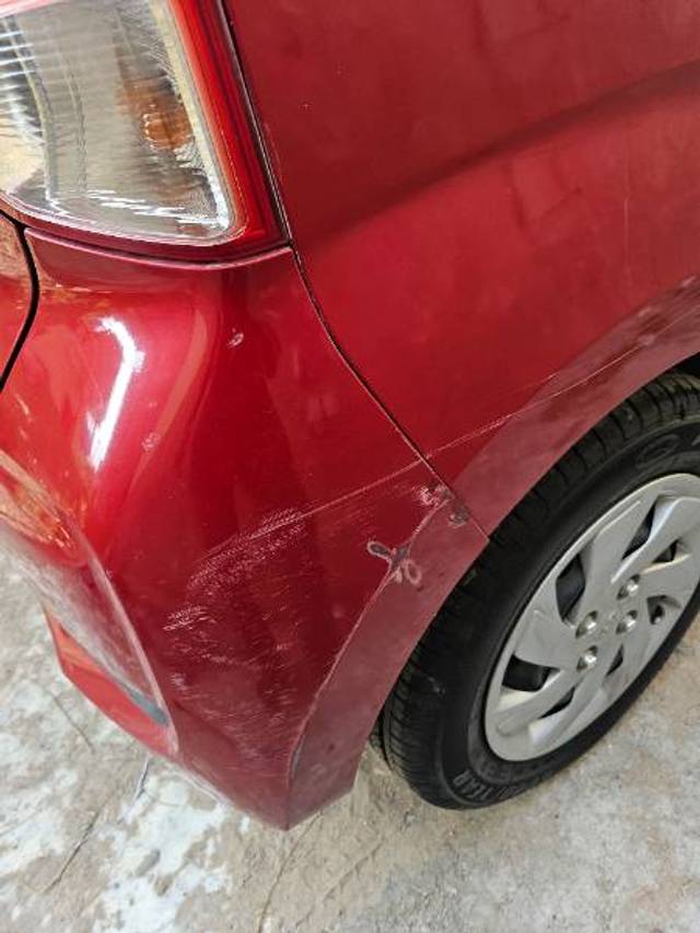 https://images10.gaadi.com/usedgaadi-sellcar/UsedCar/e5aeffafa/b2c381c0-0490-4838-ba1f-19fb6d85e0bf.jpg?imwidth=6401