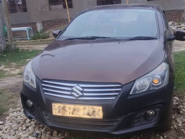 https://images10.gaadi.com/usedgaadi-sellcar/UsedCar/e5af2416a/c04b269a-e335-4b83-ba28-6d07aa9e9229.jpg?imwidth=6400