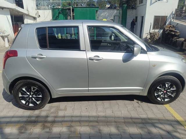 https://images10.gaadi.com/usedgaadi-sellcar/UsedCar/e5b013d7a/5e40b1b3-7a74-46a7-90da-59089c297fc6.jpg?imwidth=6401