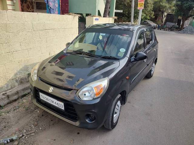 https://images10.gaadi.com/usedgaadi-sellcar/UsedCar/e5b0b9faa/057f0624-a40b-47fd-abb6-fd6324085b14.jpg?imwidth=6400