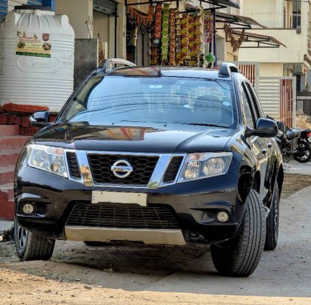 https://images10.gaadi.com/usedgaadi-sellcar/UsedCar/e5b0d606a/ff8cd3d6-a75f-4693-8fa9-88d16267ad4a.jpeg?imwidth=6402
