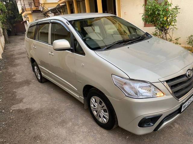 https://images10.gaadi.com/usedgaadi-sellcar/UsedCar/e5b0eec4a/2238365b-0964-4470-b12e-a9eca9364f92.jpg?imwidth=6402
