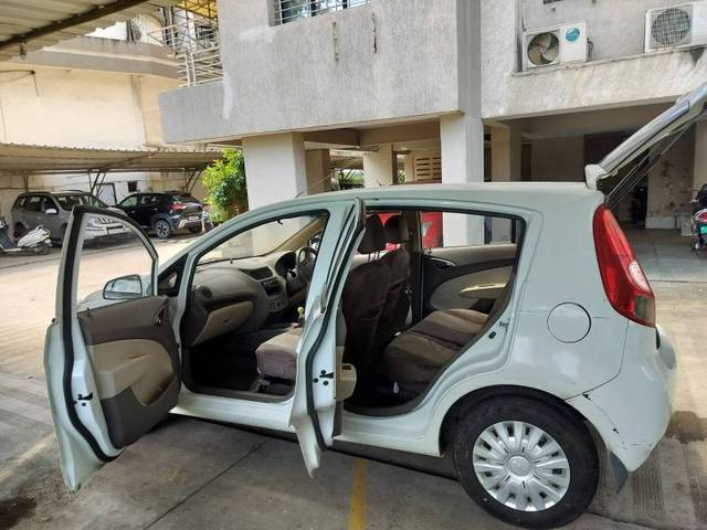 https://images10.gaadi.com/usedgaadi-sellcar/UsedCar/e5b11ff1a/4c811f25-9d8a-4b76-a569-4226eca1d3c1.jpg?imwidth=6401