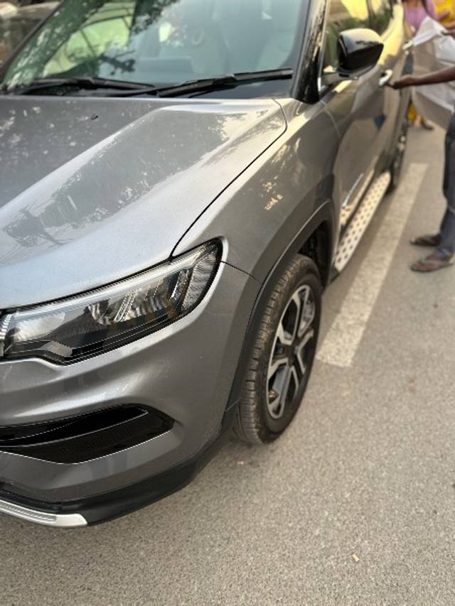 https://images10.gaadi.com/usedgaadi-sellcar/UsedCar/e5b13994a/7bc55d1e-c42c-48cd-a04f-760afc70a5be.jpeg?imwidth=6400