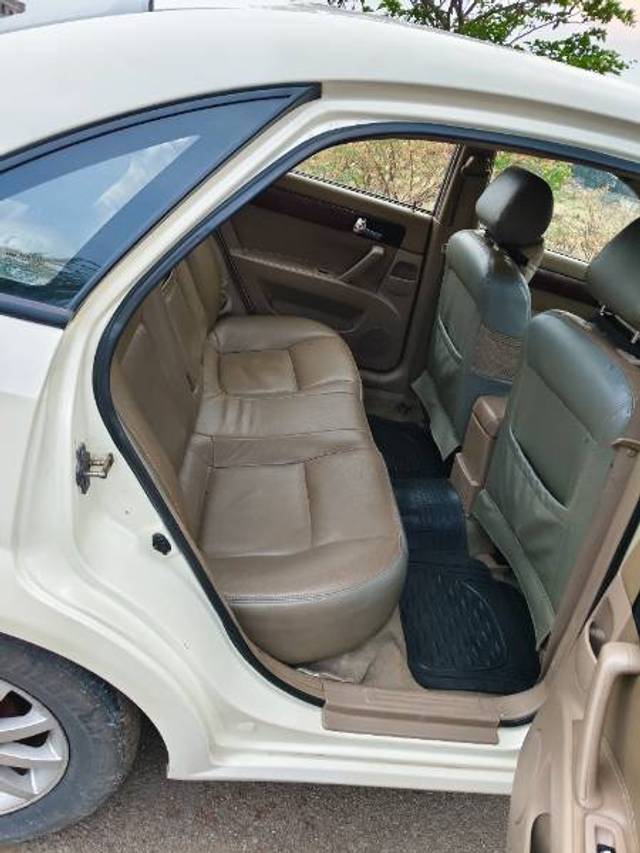 https://images10.gaadi.com/usedgaadi-sellcar/UsedCar/e5b15972a/210a655a-49e8-4b39-8823-246a79c70700.jpg?imwidth=6401