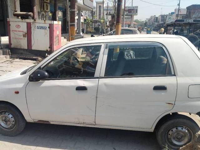 https://images10.gaadi.com/usedgaadi-sellcar/UsedCar/e5b29b35a/b18643fd-8036-4731-a3a3-ef25c116e18d.jpg?imwidth=6401