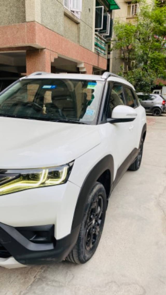 https://images10.gaadi.com/usedgaadi-sellcar/UsedCar/e5b2c1caa/68cc1781-4d9b-43ca-86ca-3d352cdae063.jpeg?imwidth=6402