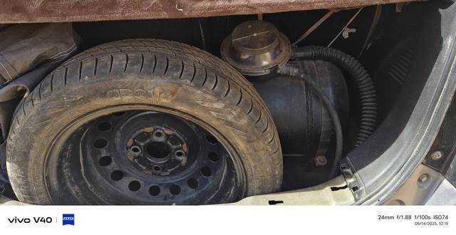 https://images10.gaadi.com/usedgaadi-sellcar/UsedCar/e5b33ebea/7e3b10d2-362a-46c5-9199-cf11d3055010.jpg?imwidth=6401