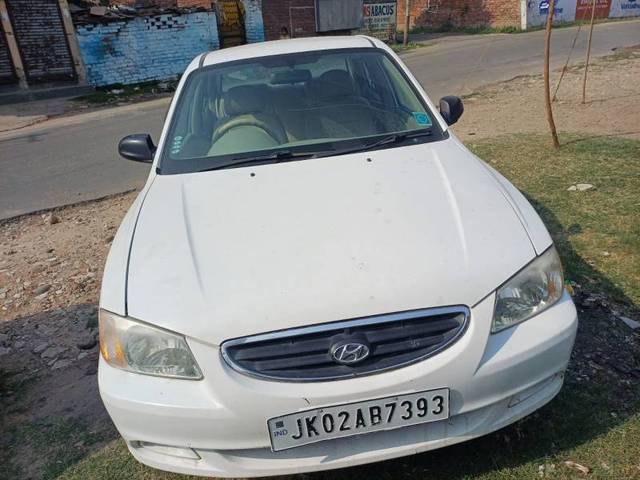 https://images10.gaadi.com/usedgaadi-sellcar/UsedCar/e5b381caa/858f3a50-b4f7-4990-af88-58df1996e1c1.jpg?imwidth=6400