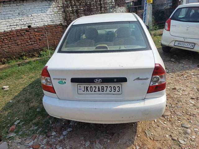 https://images10.gaadi.com/usedgaadi-sellcar/UsedCar/e5b381caa/ca5657b3-c258-4d66-a128-1a433e4cccf8.jpg?imwidth=6401