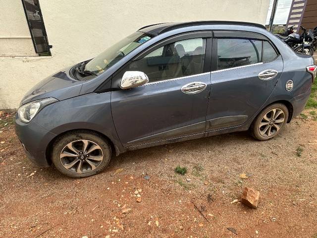 https://images10.gaadi.com/usedgaadi-sellcar/UsedCar/e5b4de8aa/3b716c12-78f0-41d8-a7b2-19c792d454d3.jpeg?imwidth=6400