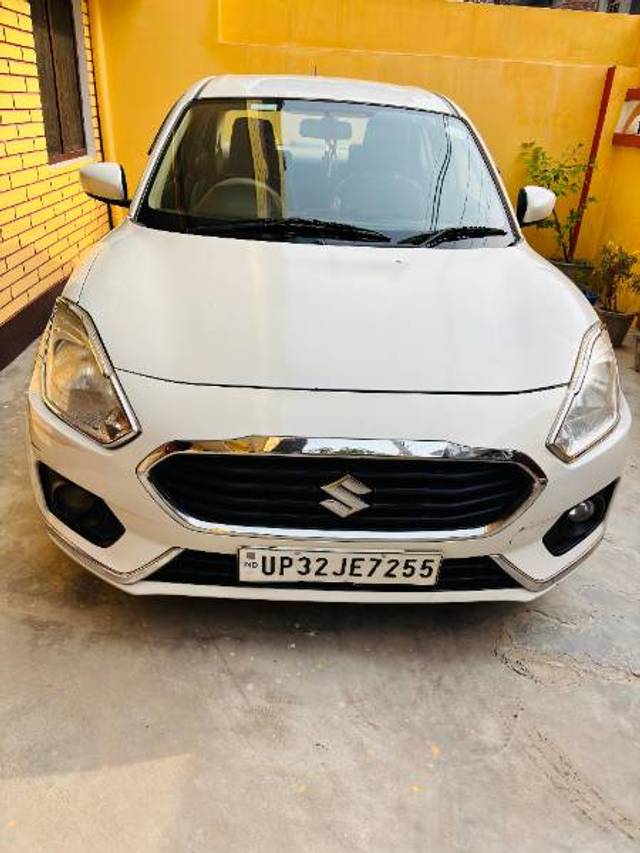 https://images10.gaadi.com/usedgaadi-sellcar/UsedCar/e5b4dfbfa/d4850241-4565-4523-9e26-14204541b0c6.jpg?imwidth=6400