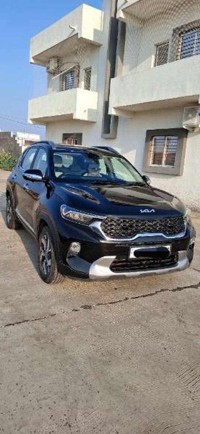 https://images10.gaadi.com/usedgaadi-sellcar/UsedCar/e5b534aba/66e9d7c6-bc2c-4cbb-80c2-32c307c84704.jpg?imwidth=6400