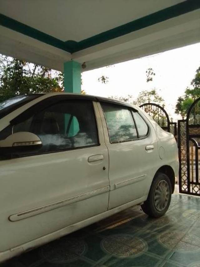 https://images10.gaadi.com/usedgaadi-sellcar/UsedCar/e5b6101fa/ec385b00-24b8-4bda-9adf-1404e410342e.jpg?imwidth=6401