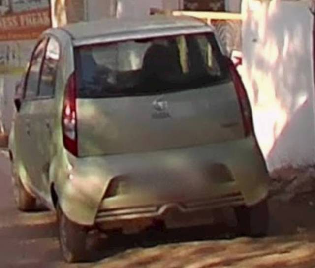 https://images10.gaadi.com/usedgaadi-sellcar/UsedCar/e5b63a90a/0b8265d3-0cea-4d72-9ef3-ca1128aab838.jpg?imwidth=6401