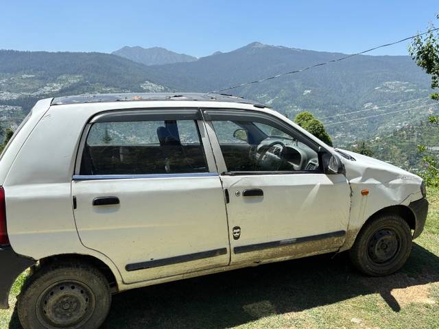 https://images10.gaadi.com/usedgaadi-sellcar/UsedCar/e5b74f74a/a342ad12-e181-4ba4-b0e6-a32edd148577.jpeg?imwidth=6402