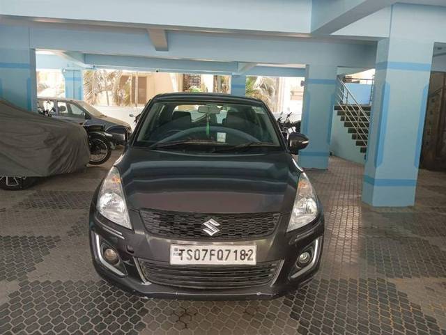 https://images10.gaadi.com/usedgaadi-sellcar/UsedCar/e5b78f59a/e15f7f0d-fb4d-4d0e-a358-c6bd78332805.jpg?imwidth=6400