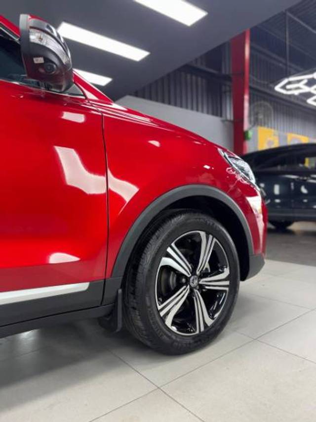 https://images10.gaadi.com/usedgaadi-sellcar/UsedCar/e5b7ccb2a/e5fe5daa-c5f1-473b-8099-81f20de1d6f2.jpg?imwidth=6402