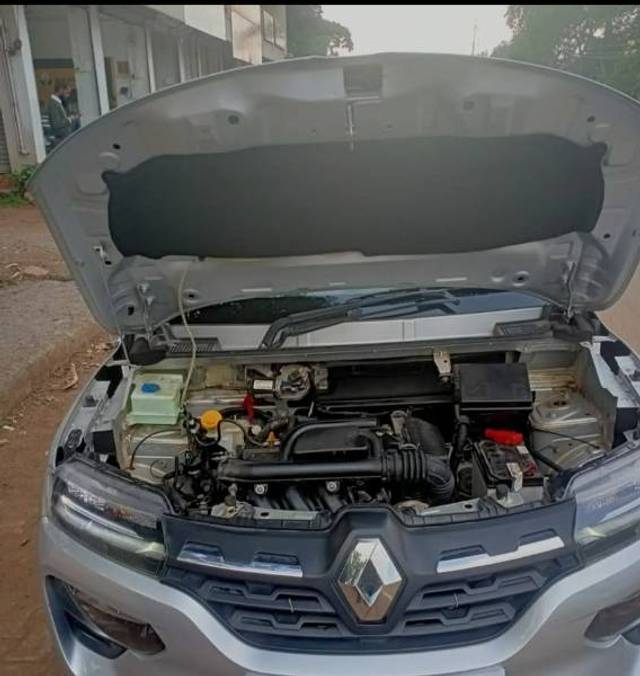 https://images10.gaadi.com/usedgaadi-sellcar/UsedCar/e5b83d40a/ccf0f43c-4ab8-4333-84ce-7958c94115d7.jpg?imwidth=6402