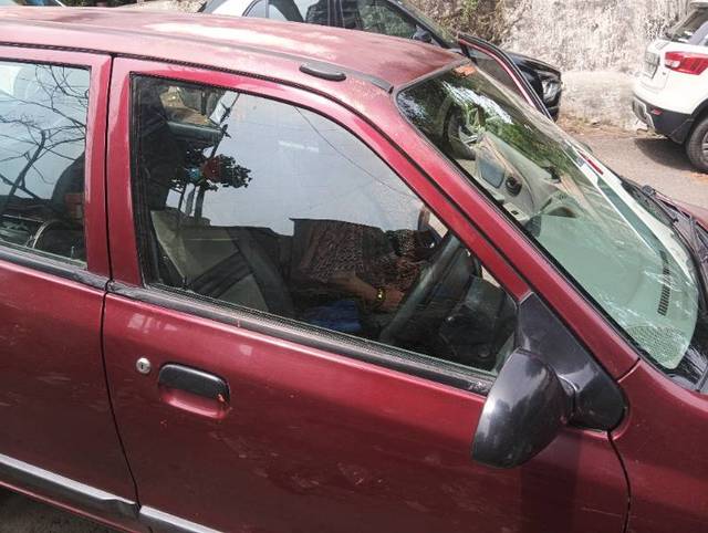 https://images10.gaadi.com/usedgaadi-sellcar/UsedCar/e5b90bd7a/e17da6e4-16c4-4346-b55e-dd4c2cabef72.jpg?imwidth=6401